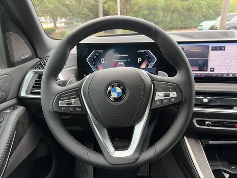 Used 2026 BMW X5 xDrive40i AWD/4WD image 14