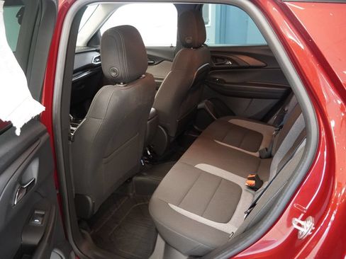 Used 2023 Chevrolet TrailBlazer LT w/ LPO, Blackout Package AWD/4WD image 20