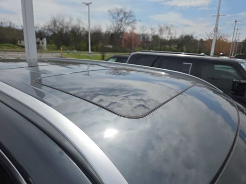 Used 2020 Hyundai Palisade Limited image 3