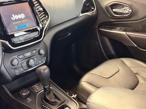 Used 2019 Jeep Cherokee High Altitude image 23