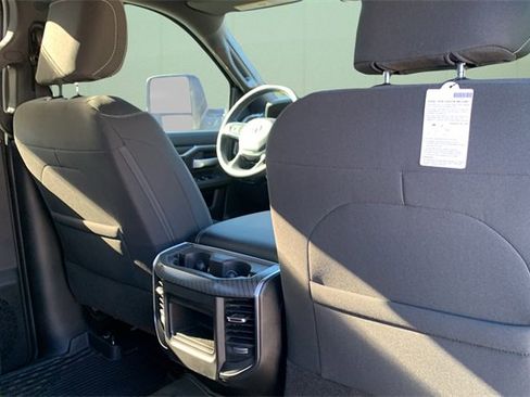 New 2025 RAM 2500 Big Horn image 44