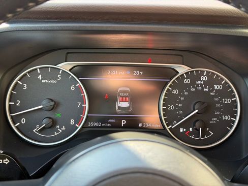 Used 2023 Nissan Rogue S image 19