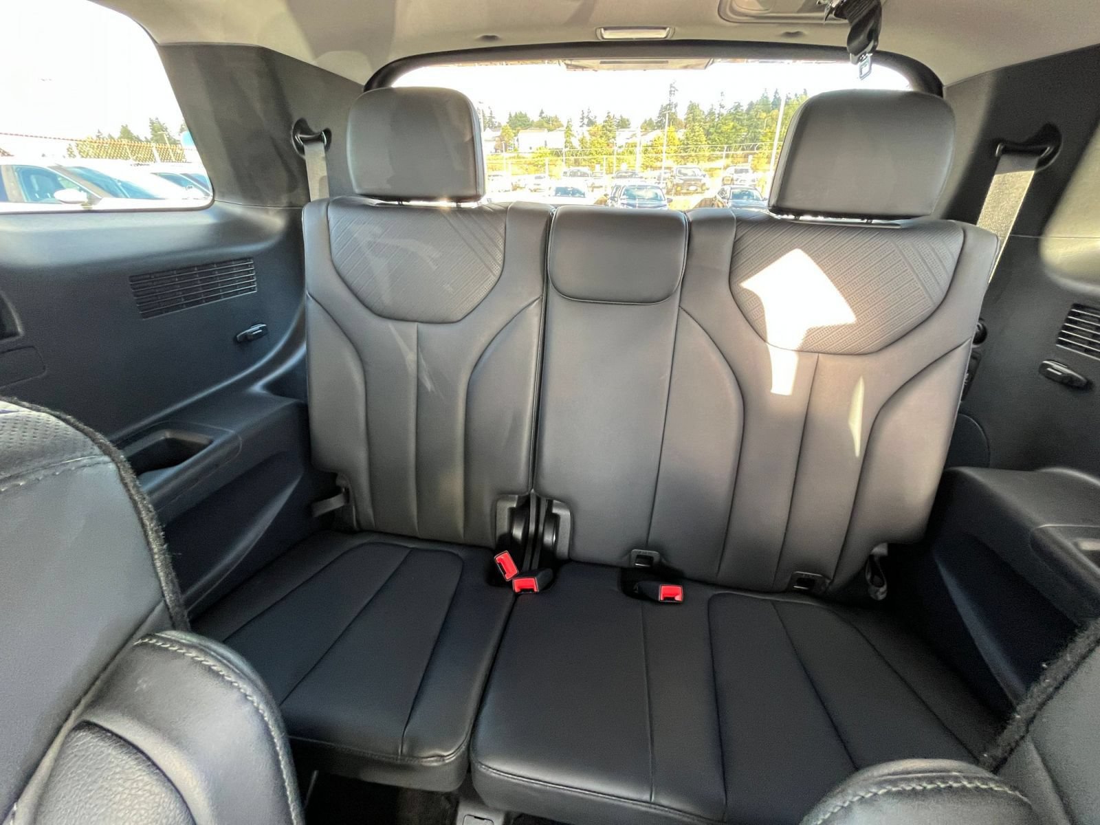 Used 2025 Hyundai Palisade SEL FWD image 25