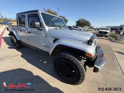 Used 2023 Jeep Gladiator Overland w/ LED Lighting Group