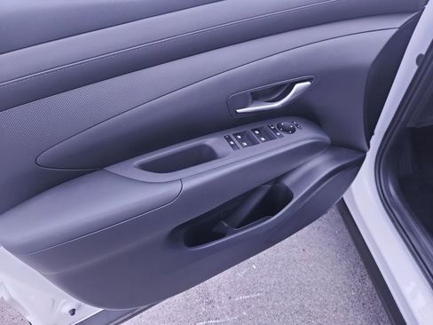 New 2026 Hyundai Santa Cruz SEL FWD image 13