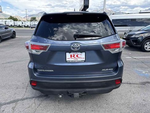 Used 2015 Toyota Highlander XLE AWD/4WD image 7