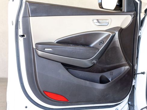 Used 2018 Hyundai Santa Fe Sport 2.0T image 14