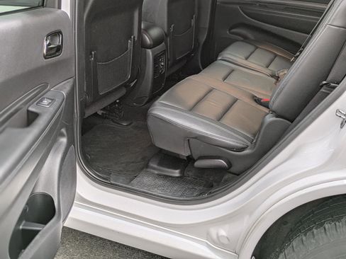 Used 2022 Dodge Durango GT w/ Blacktop Package image 35