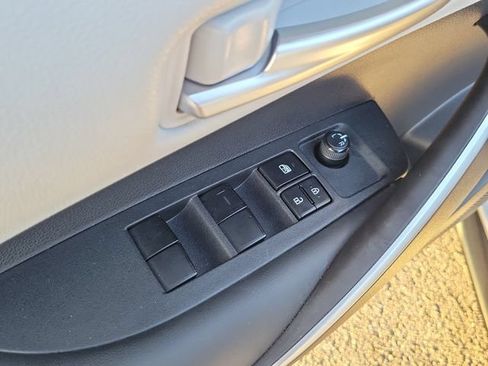 Used 2024 Toyota Corolla SE FWD image 14