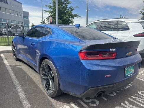 Used 2016 Chevrolet Camaro LT RWD image 5