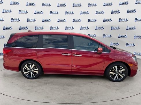 Certified 2023 Honda Odyssey Touring image 8
