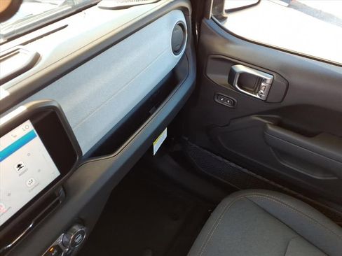 New 2026 Jeep Wrangler Sport image 29