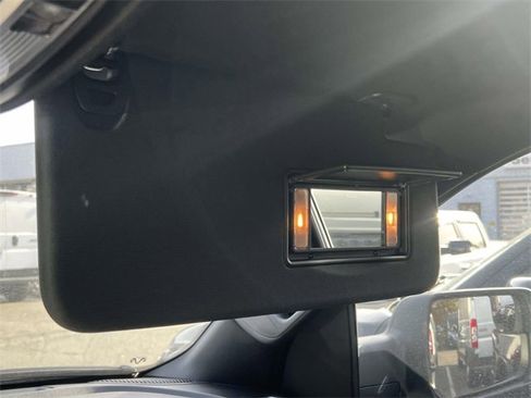 New 2026 RAM 1500 4x4 Crew Cab image 12