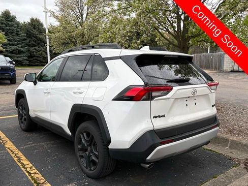 Used 2024 Toyota RAV4 Adventure AWD/4WD image 4