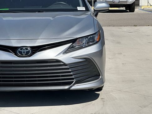 Used 2023 Toyota Camry LE FWD image 13