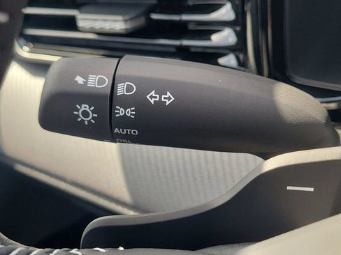 New 2026 Toyota Camry SE w/ Convenience Package FWD image 11