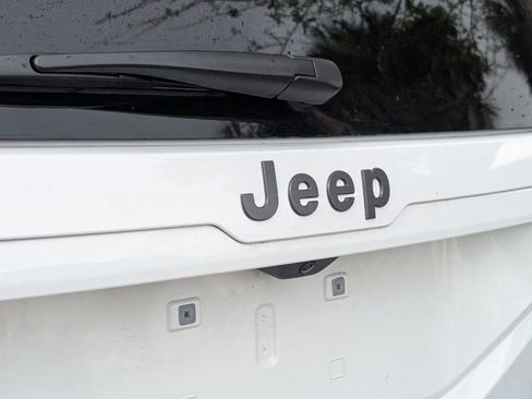 New 2026 Jeep Cherokee Limited image 15