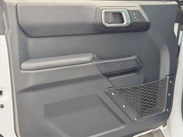 Used 2026 Ford Bronco Outer Banks AWD/4WD image 11