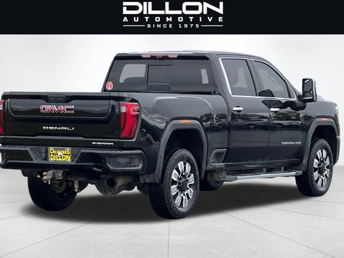 Used 2024 GMC Sierra 3500 Denali w/ Denali Reserve Package AWD/4WD image 4