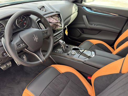 Used 2024 Maserati Ghibli Trofeo RWD image 10