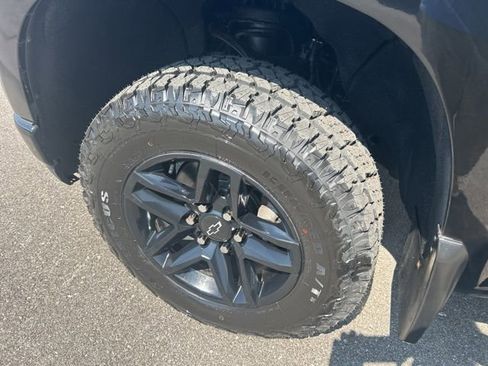Used 2019 Chevrolet Silverado 1500 LT Trail Boss image 5