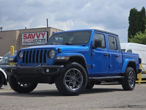 Used 2021 Jeep Gladiator Sport w/ Quick Order Package 24Q 80Th AWD/4WD image 2