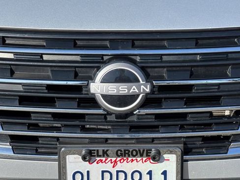 Used 2024 Nissan Rogue SV image 47