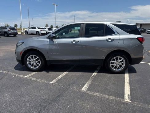 Used 2024 Chevrolet Equinox LT AWD/4WD image 4