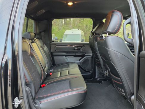 Used 2022 RAM 1500 Big Horn w/ Built-to-serve Edition image 30