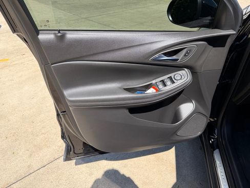 Used 2023 Buick Encore GX Preferred w/ Cold Weather Comfort Package image 9