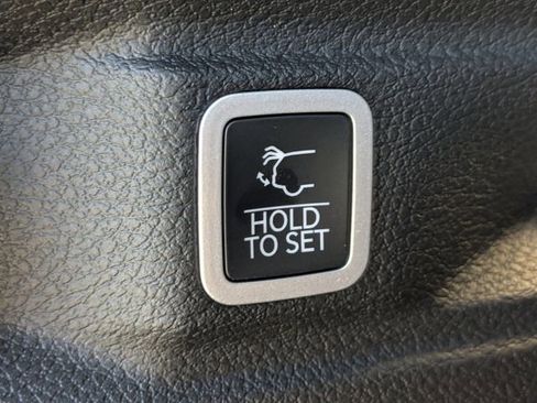 New 2025 Jeep Grand Cherokee L Limited w/ Luxury Tech Group II image 14