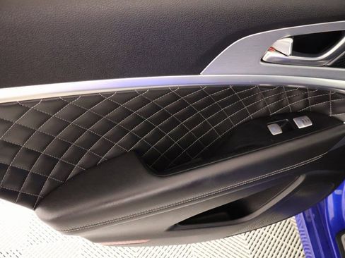 Used 2021 Genesis G70 3.3T image 18