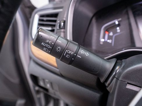 Used 2019 Honda CR-V EX-L image 26