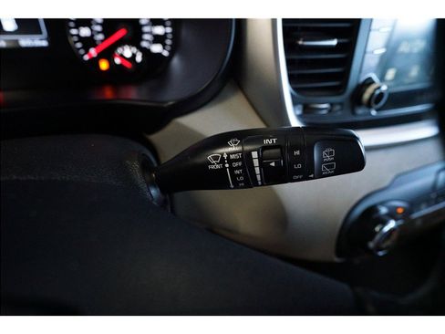 Used 2018 Kia Sorento AWD image 24