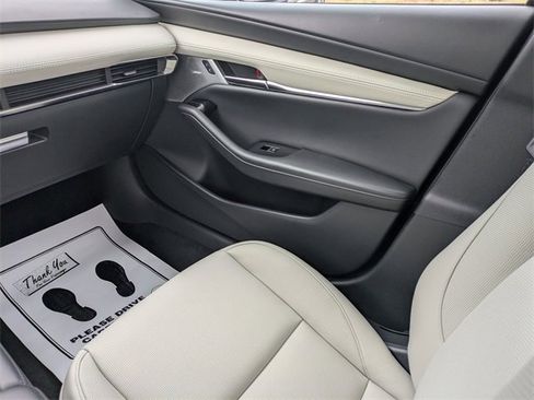 Certified 2025 MAZDA MAZDA3 2.5 Turbo Sedan w/Premium Plus image 14