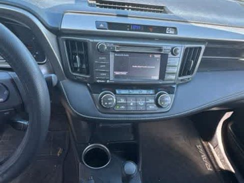 Used 2014 Toyota RAV4 XLE AWD/4WD image 30
