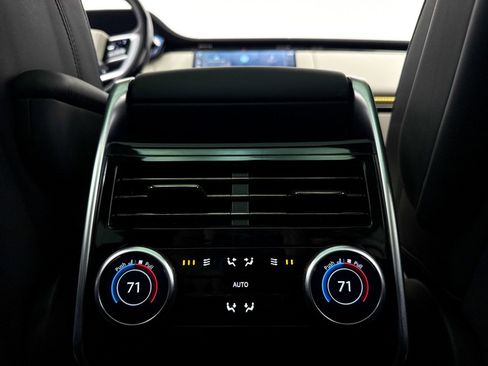 Used 2023 Land Rover Range Rover SE image 35