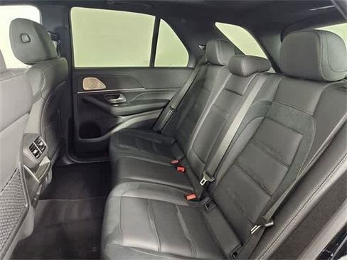 Used 2025 Mercedes-Benz GLE 53 AMG 4MATIC image 19