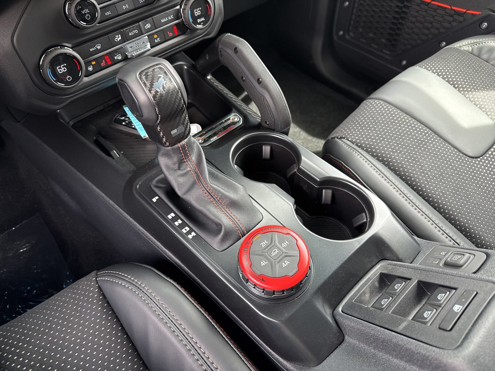 New 2026 Ford Bronco Raptor w/ Interior Carbon Fiber Pack AWD/4WD image 36