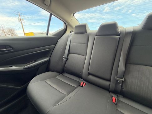 Used 2025 Nissan Altima 2.5 SV image 38