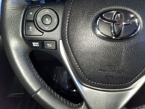 Used 2016 Toyota Corolla S image 23
