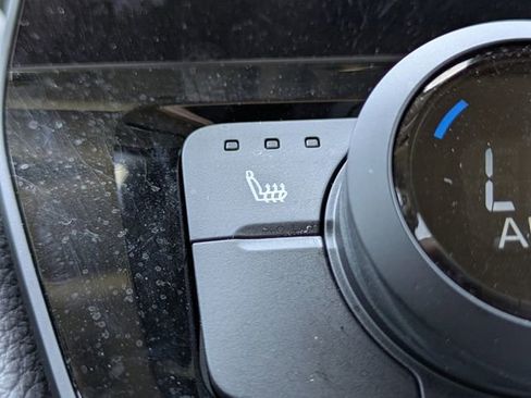 Used 2025 Toyota Grand Highlander FWD image 26