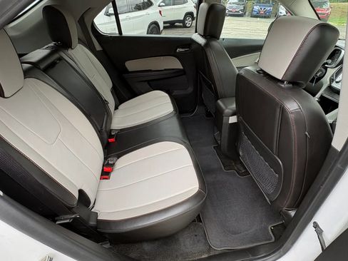 Used 2017 Chevrolet Equinox Premier w/ Enhanced Convenience Package AWD/4WD image 30