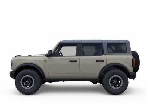 New 2025 Ford Bronco Badlands image 4