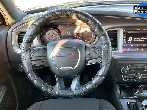 Used 2023 Dodge Charger SXT w/ Blacktop Package image 5