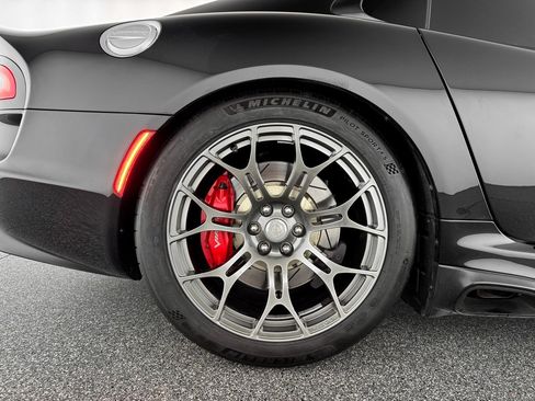 Used 2016 Dodge Viper GTS image 34