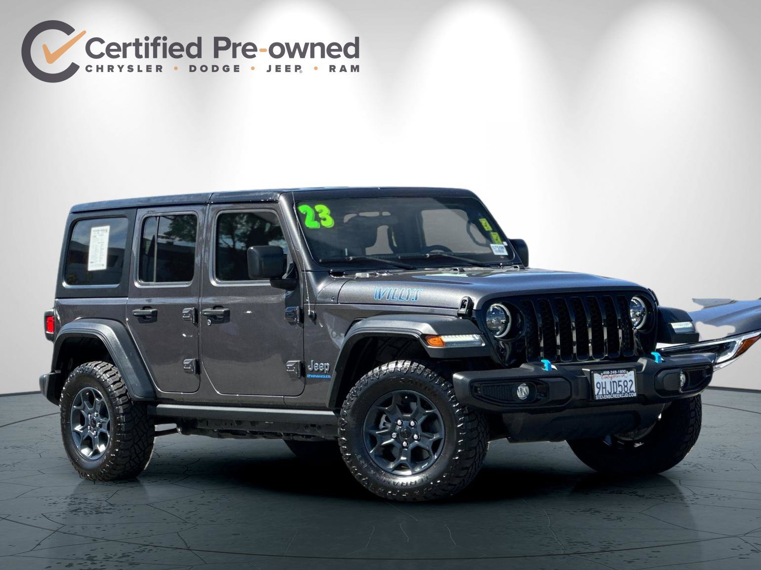 Used 2023 Jeep Wrangler Unlimited AWD/4WD image 2