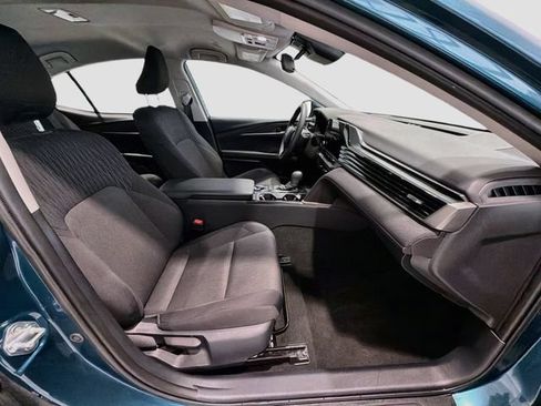 Used 2025 Toyota Camry LE FWD image 23