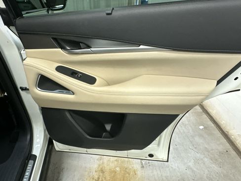Used 2023 INFINITI QX60 Luxe w/ Performance Audio Package AWD/4WD image 30