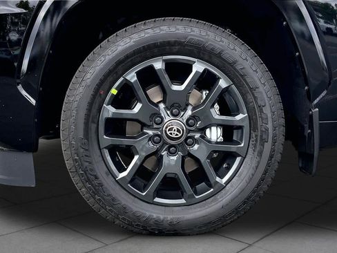 New 2026 Toyota Sequoia Platinum AWD/4WD image 11